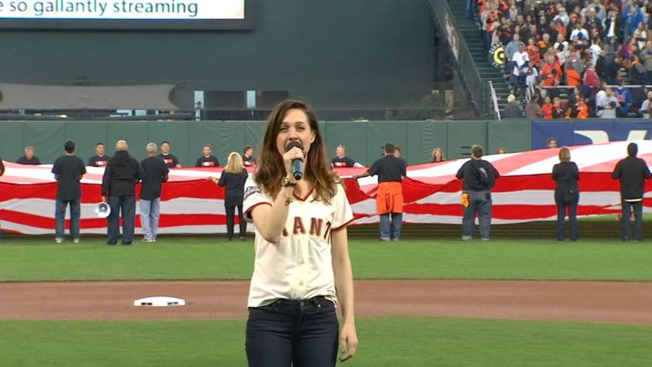 CHC@SF Gm3: Singer Lena Hall performs national anthem