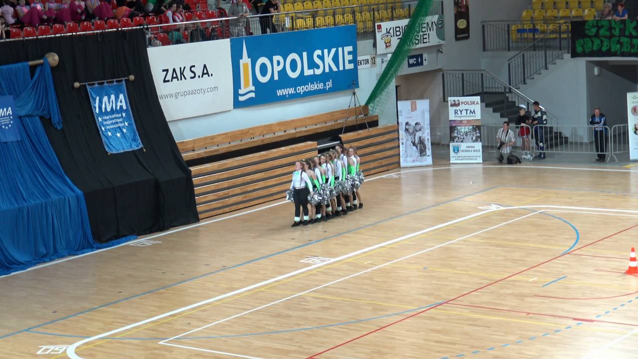 Rewia Osieczna przemarsz pom-pom seniorki MP 2016