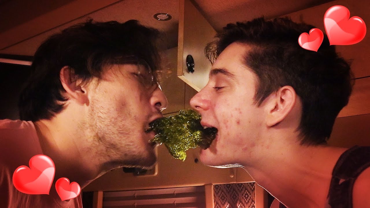 DOES MARK AND ETHAN IS GAY?! | Markiplier’s You’re Welcome Tour