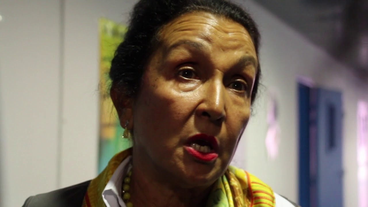 Huguette Bello : 