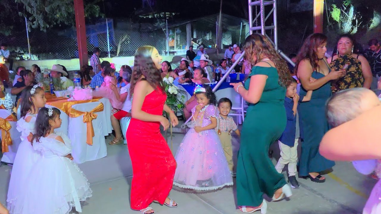 LA FERIA DE CEPILLIN - HALLAZGO Y SUS TECLADOS / TEMA VIRAL DEL TIKTOK - EN VIVO SONIDO EXTERMINADOR