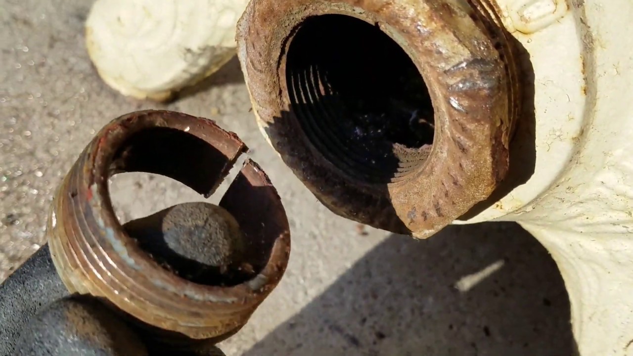 Cast Iron Radiator Restoration Part 4: Radiator Valve Replacement