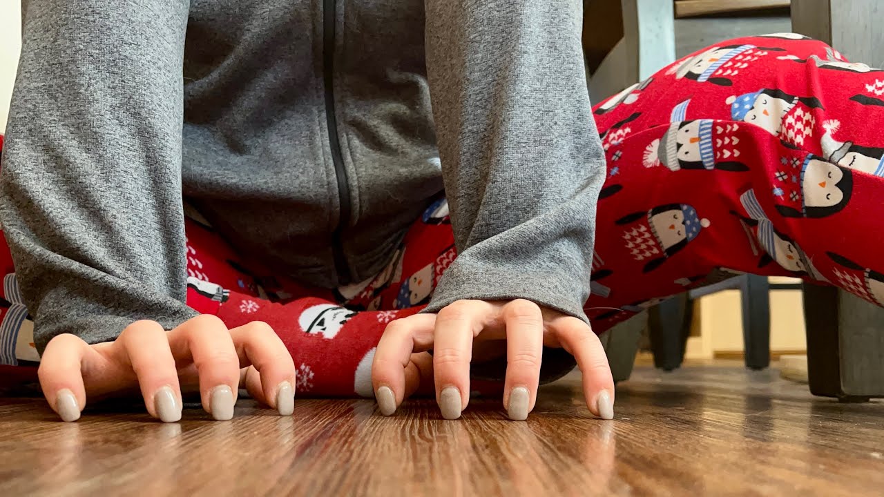 Spontaneous, Attention Holding, Floor Scurrying - ASMR