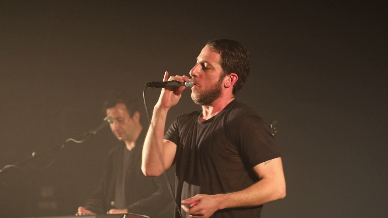 ‎מופע הארנבות של ד