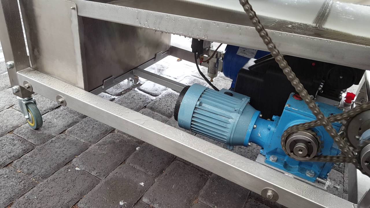 &Auml;ppelmustaren MUZTA 450 Mk1 #3