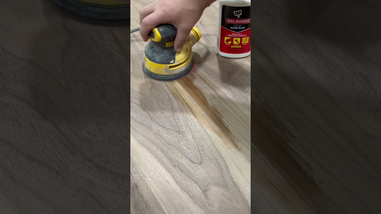 How to fill a Wood Seam