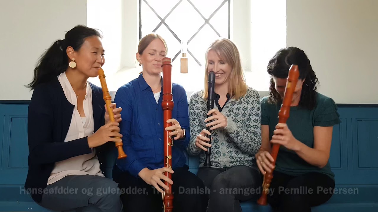 Woodpeckers play H&oslash;nsef&oslash;dder og Guler&oslash;dder