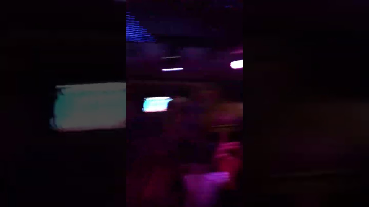 Club Morrison&rsquo;s 2 in Budapest!🇭🇺(I love the vibe of this place) #shorts #budapest #nightlife #clup