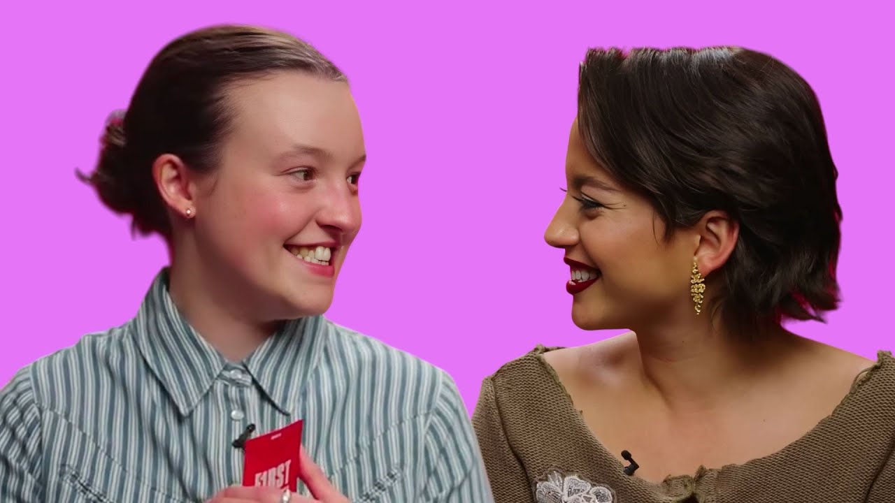 bella ramsey and isabela merced flirting for 5 minutes straight