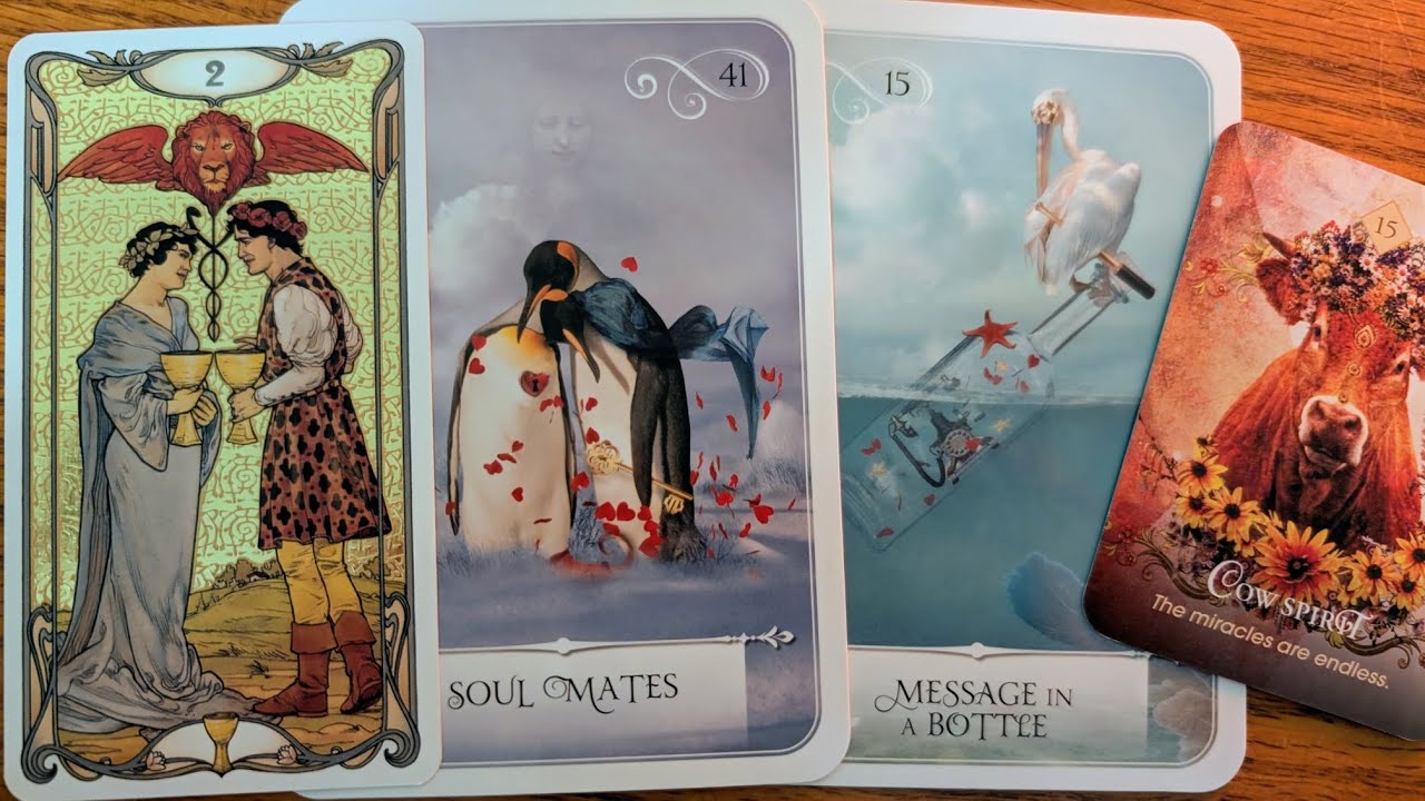 🚨 Incoming message 📨 that could change everything ✨ Soulmate Love Tarot Reading ⚖️🌌🌕