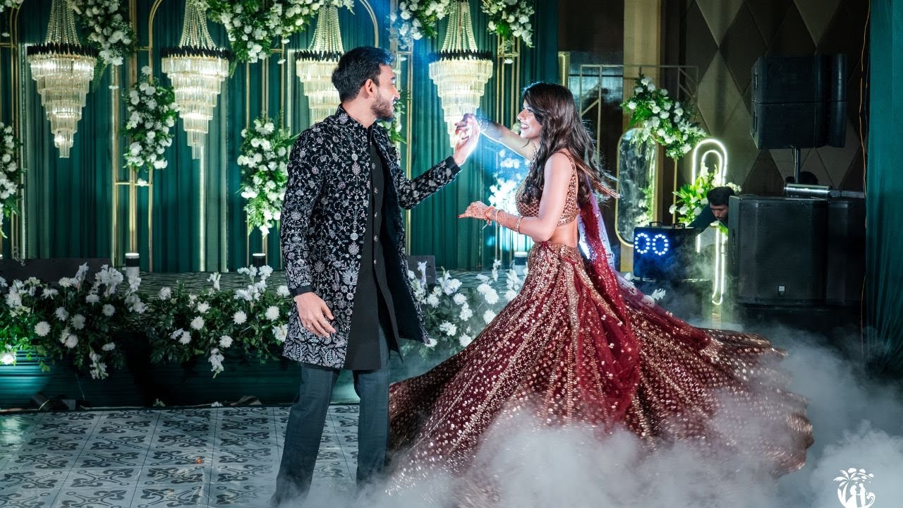 Танец жениха и невесты на песнях Pehli Mohabbat, Perfect и Raanjhana | Виртуальная хореография от...