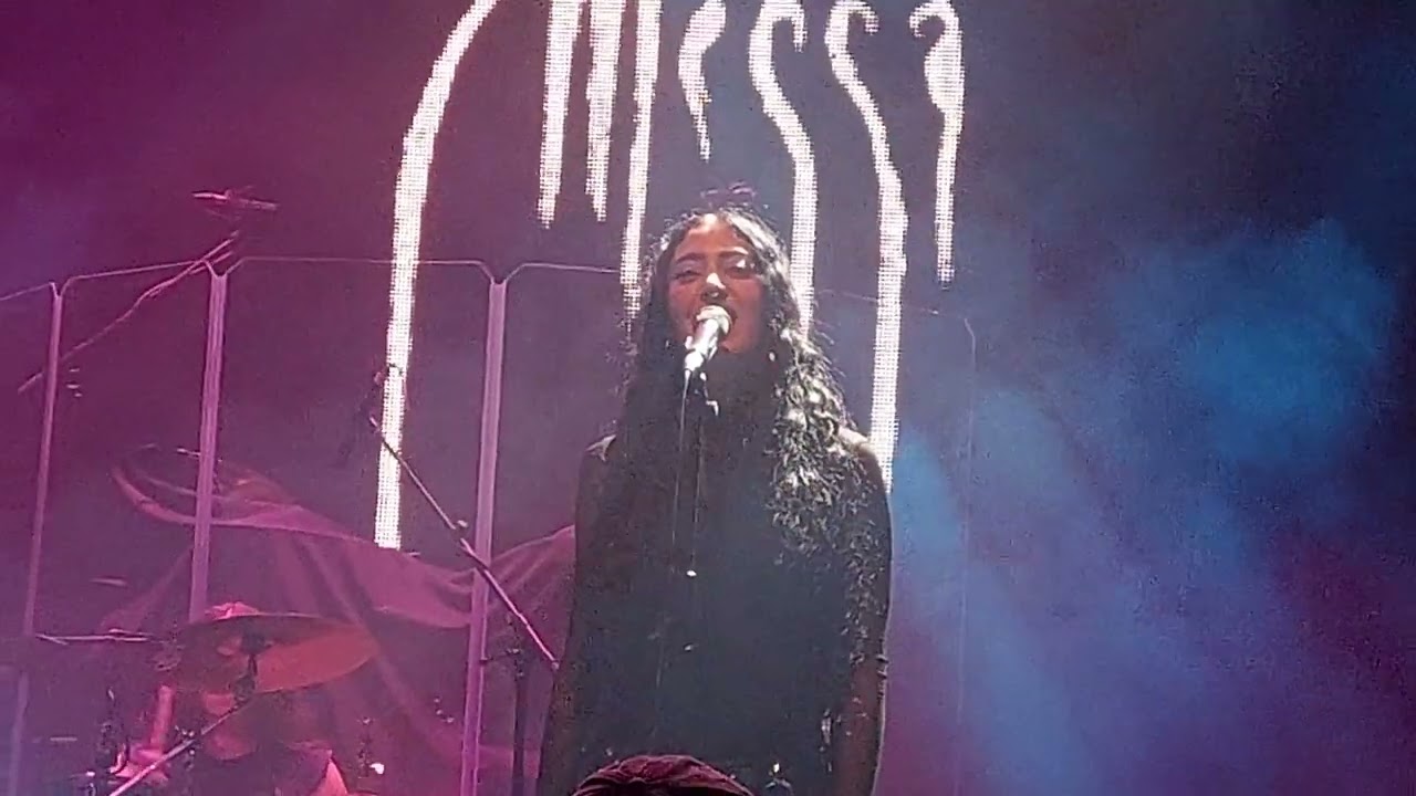 Messa- Dress (Live KK's Steel Mill Wolverhampton)