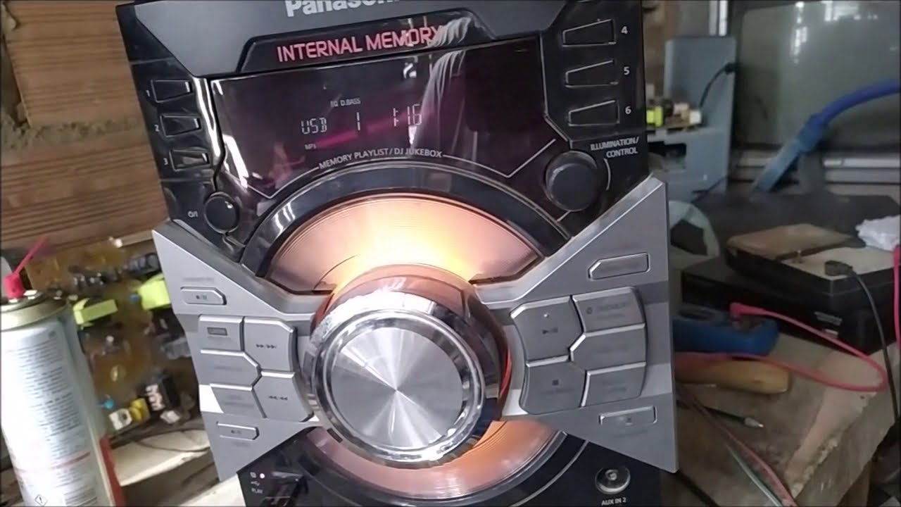 AKX 58 PANASONIC CÓDIGO F61 SOM DESLIGANDO