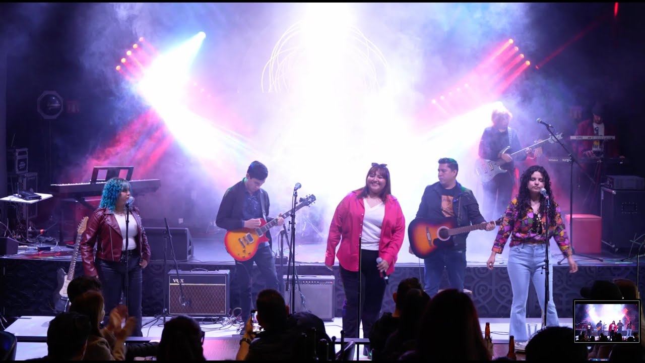 I want to break free - Versión en vivo por los alumnos de Track One.