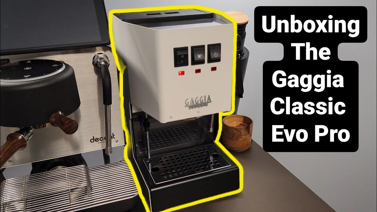 Gaggia Classic Unbox | First Look First Pull