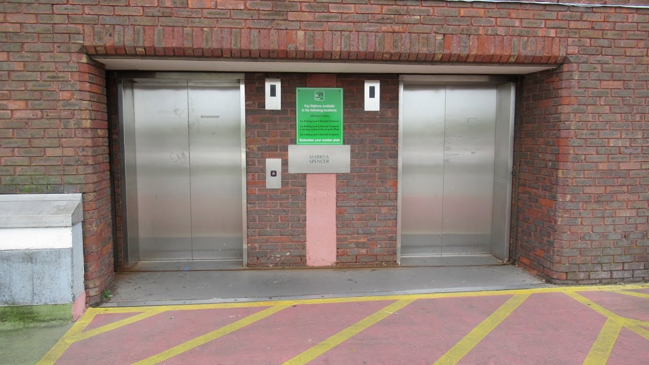 EPIC FAIL (Lifts at M&S Horsham) Please read the description!