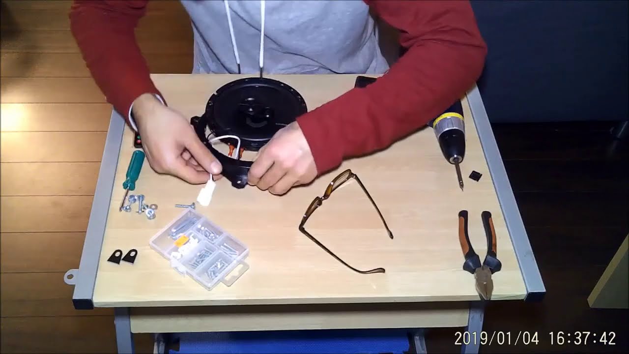 Attaching Rockford Fosgate Speakers to Metra Brackets for Subaru Legacy & Toyota Rear Door