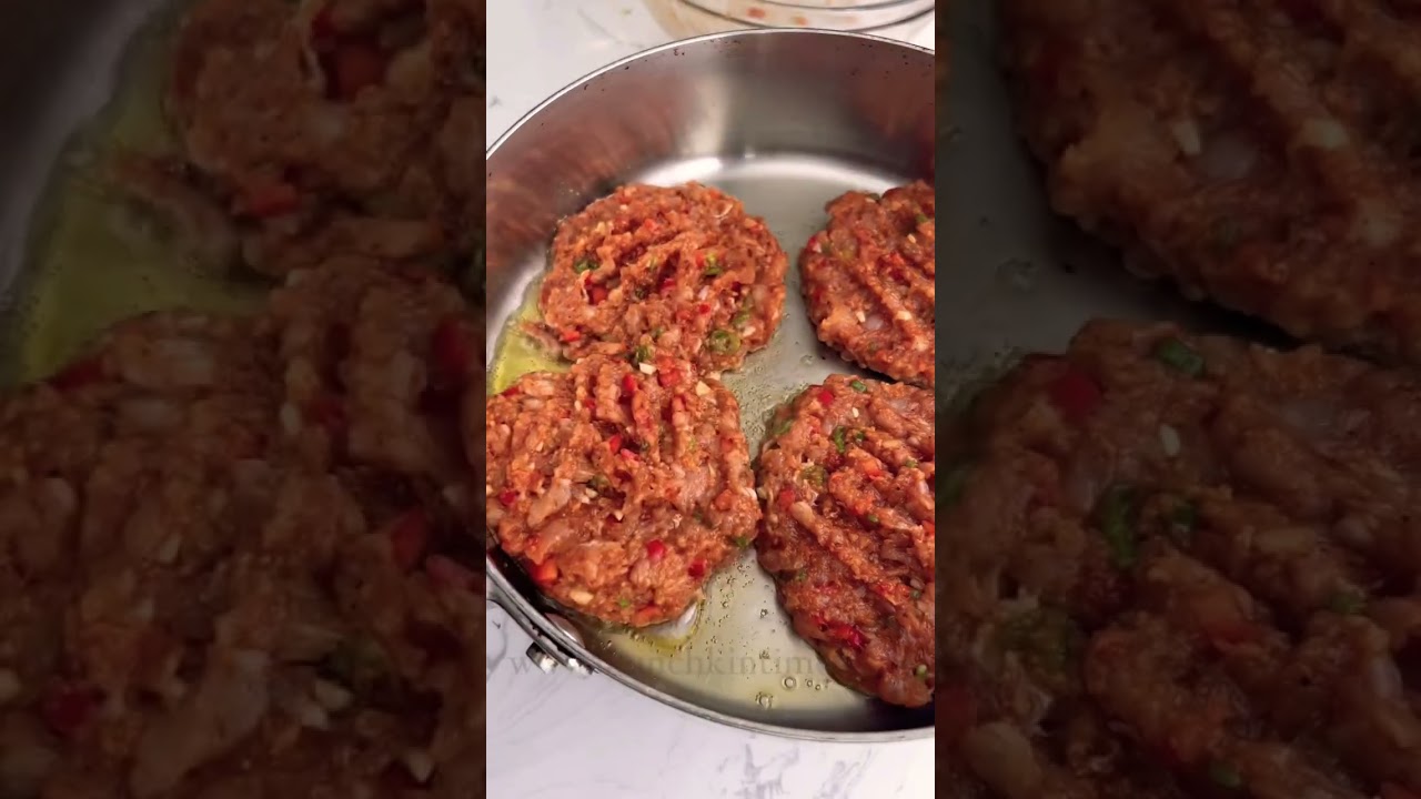 Smash Chicken Burger