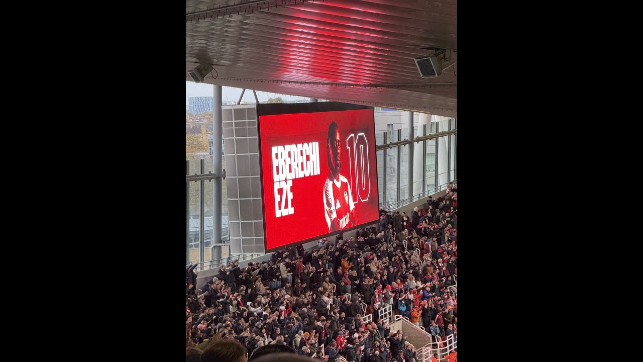 Gunners celebrate as Arsenal go top of the league following victory over Crystal Palace (26/10/2025)