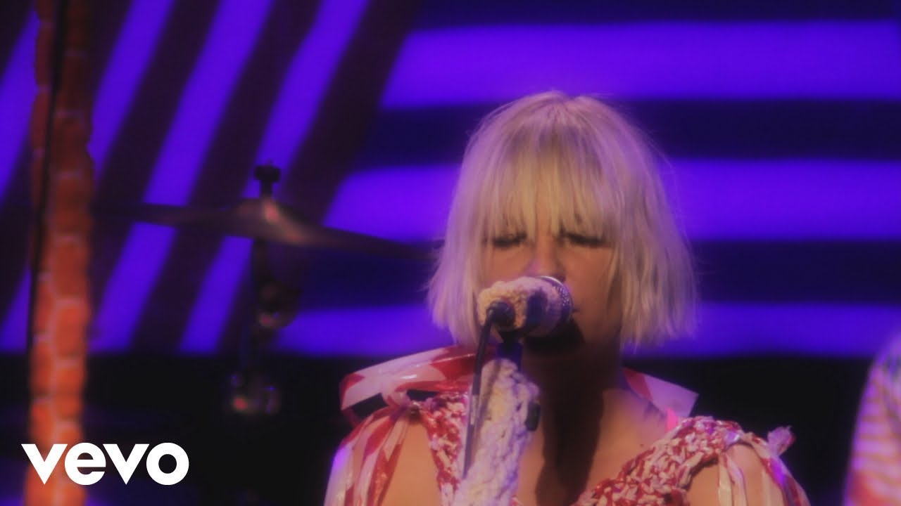 Sia - Breathe Me (Live At London Roundhouse)