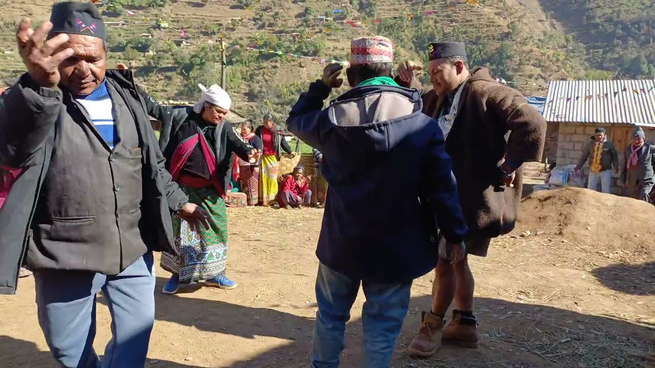 Ma maya laudena viral bajay ko geet