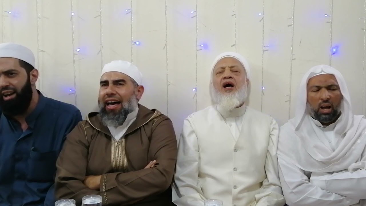 يا إمام الرسل يا سندي - ما لي شفيع الا من عليه صلى الذي قد علّى ابويه - صلاة بالسلام المبين