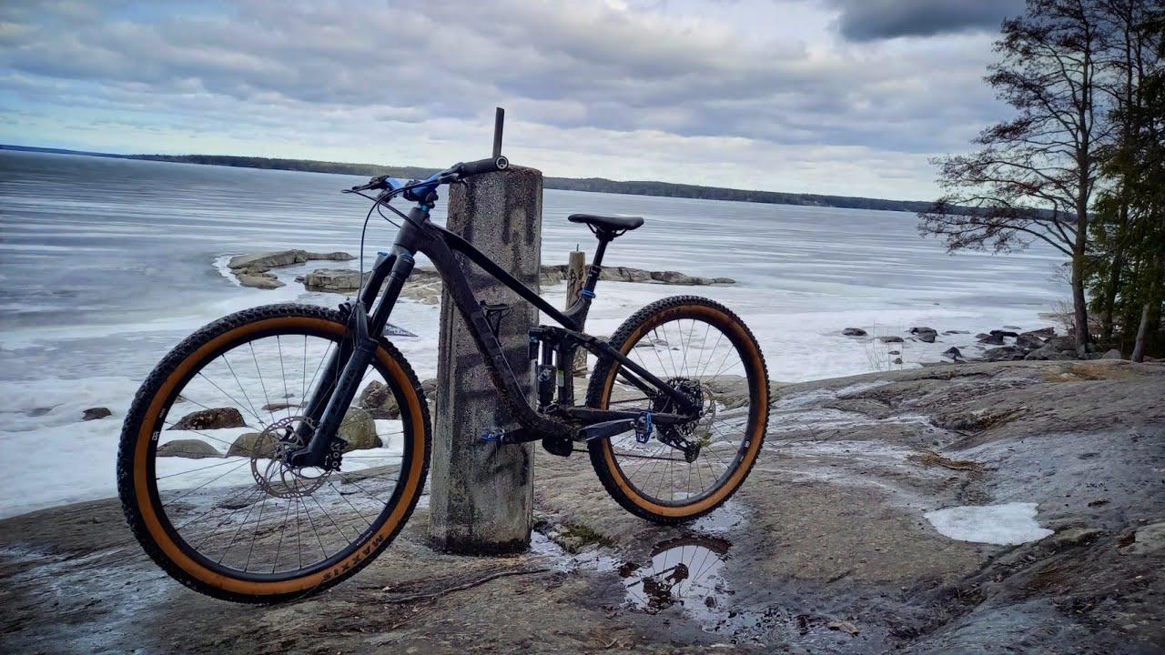 Tampere Kauppi MTB || Cube Stereo one77 170 || Teknist&auml; polkua etsim&auml;ss&auml; [4K]
