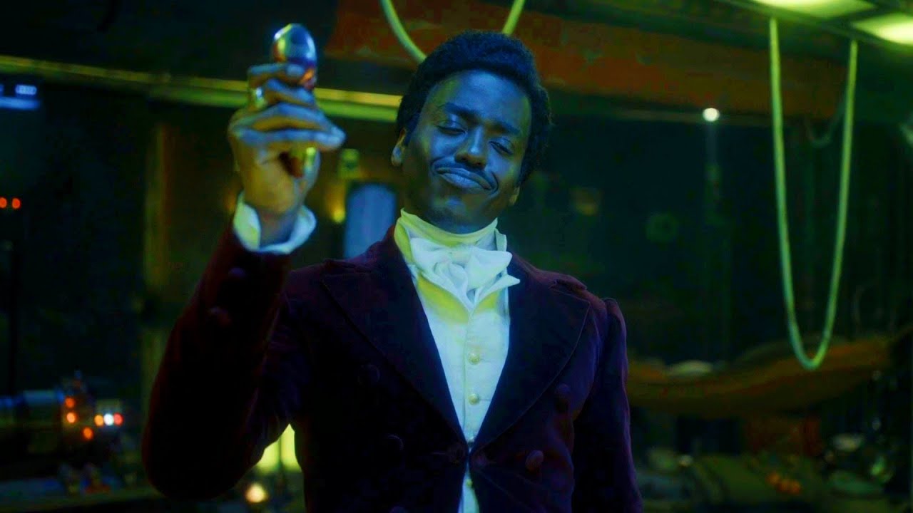 The Doctor Dances To Kylie Minogue - Can't Get You Out Of My Head (Extended)