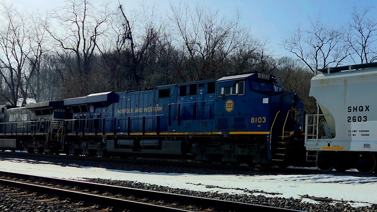 N&W Heritage Unit NS #8103 Eastbound & Westbound Close Pass