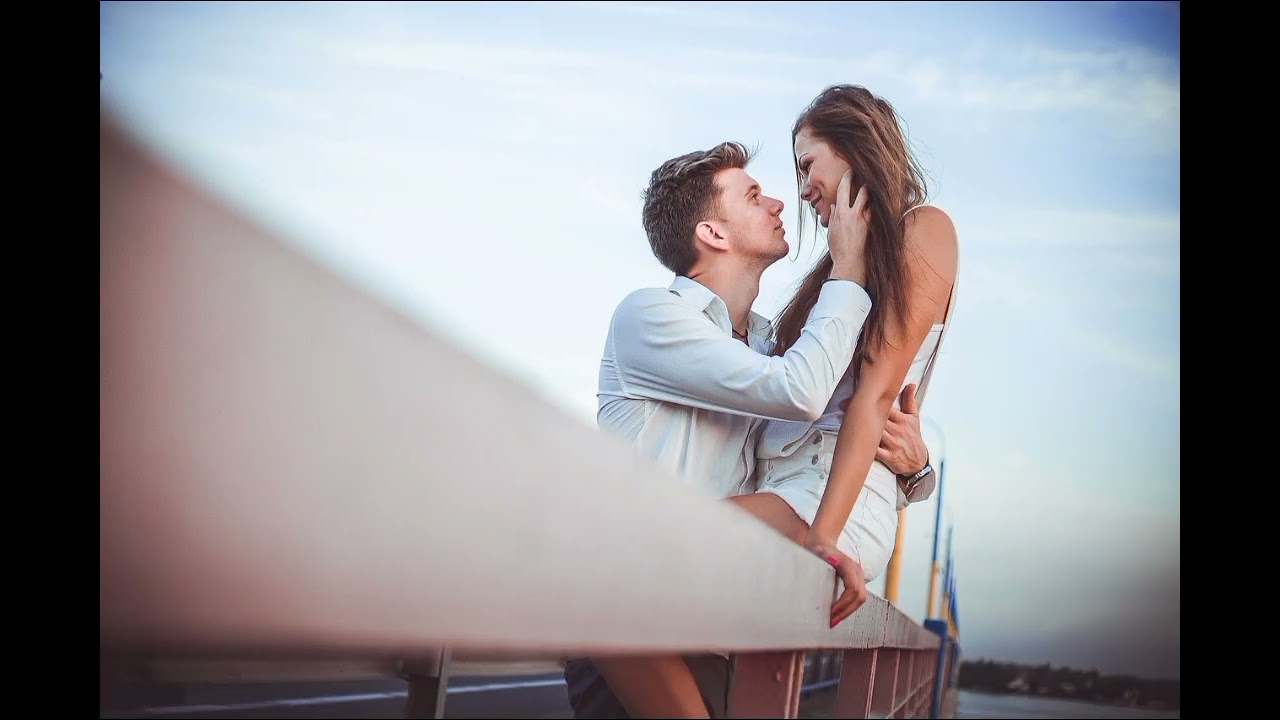 LOST IN YOUR EYES (Love Music)