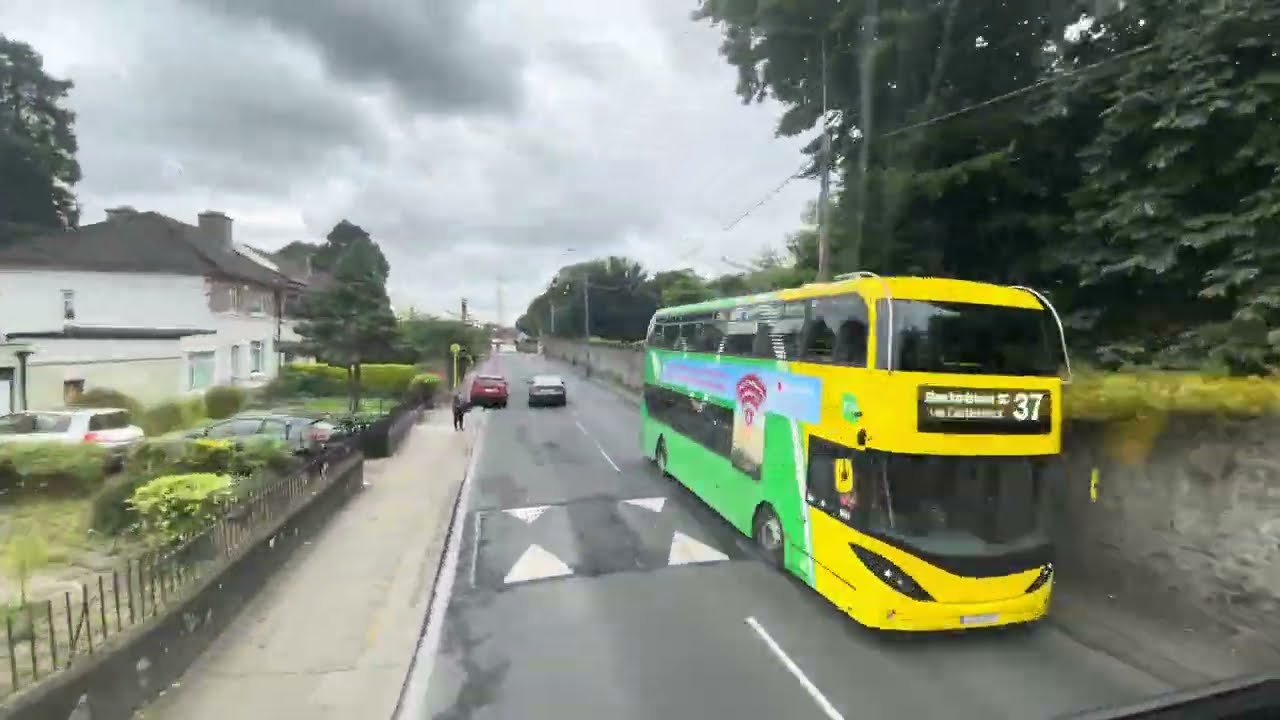 Blanchardstown Ireland: Blanchardstown SC - Wilton Terrance, Route 37, 56 Stops 56 min  17,8km