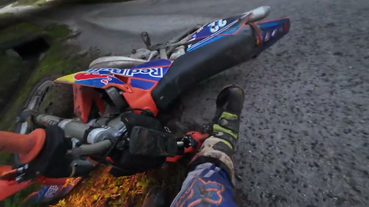 Christmas enduro, in ride mode.