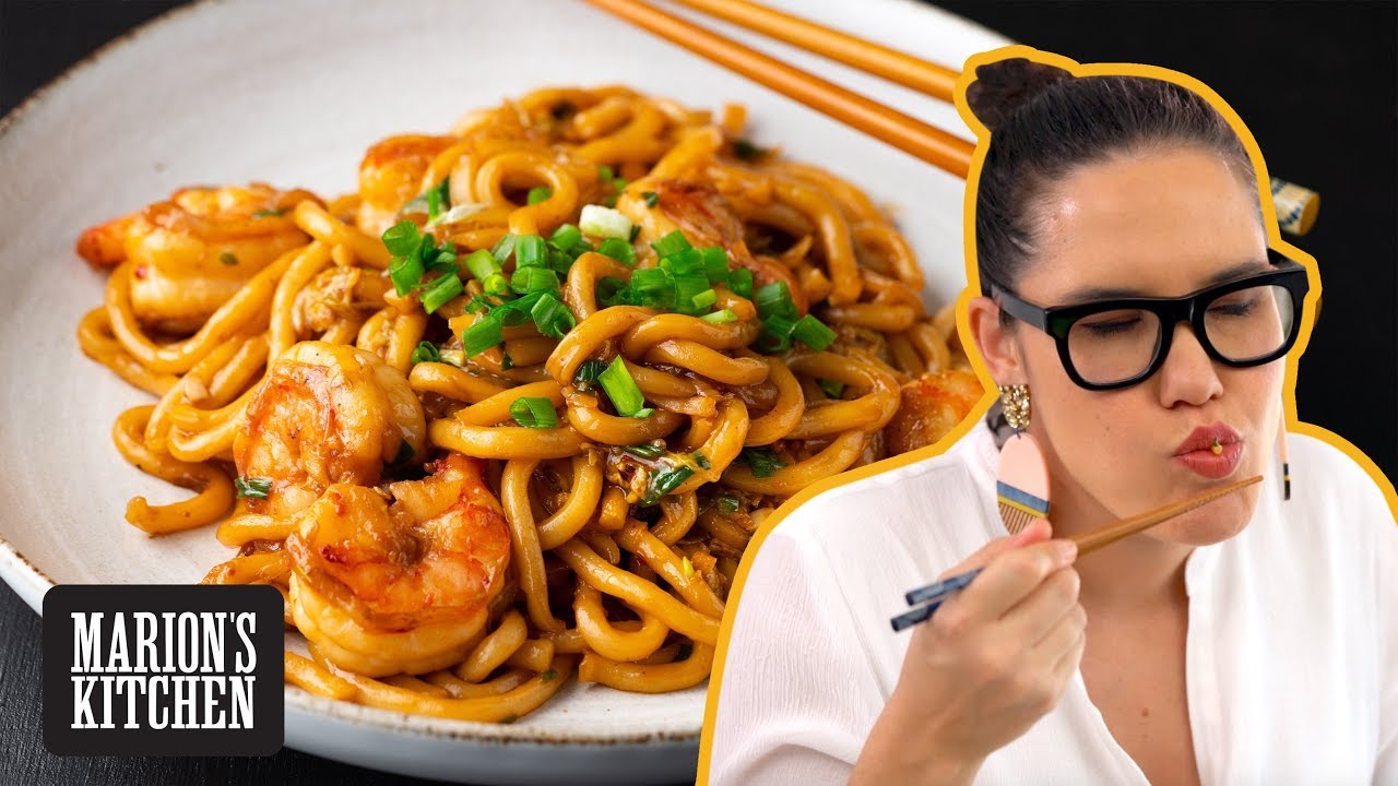 15-minute Garlic Shrimp Udon Noodles - Marion's Kitchen