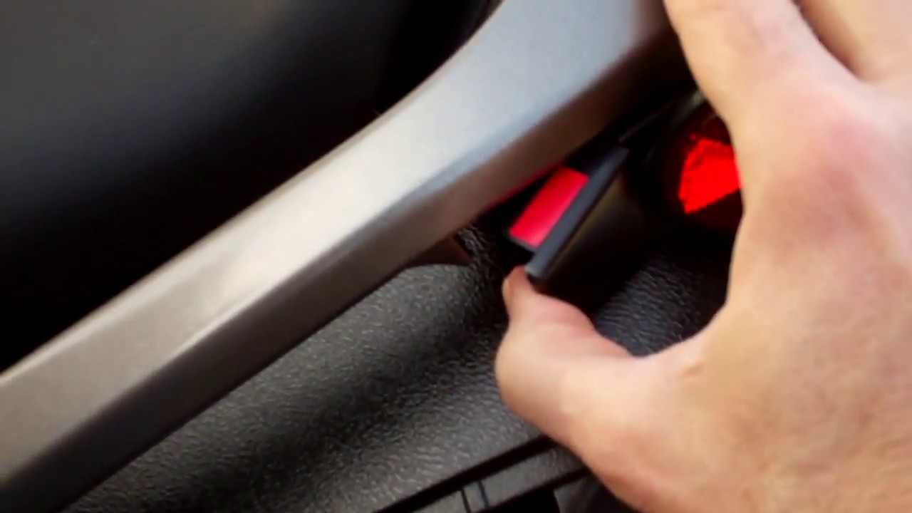 NT700V Saddlebag Latches