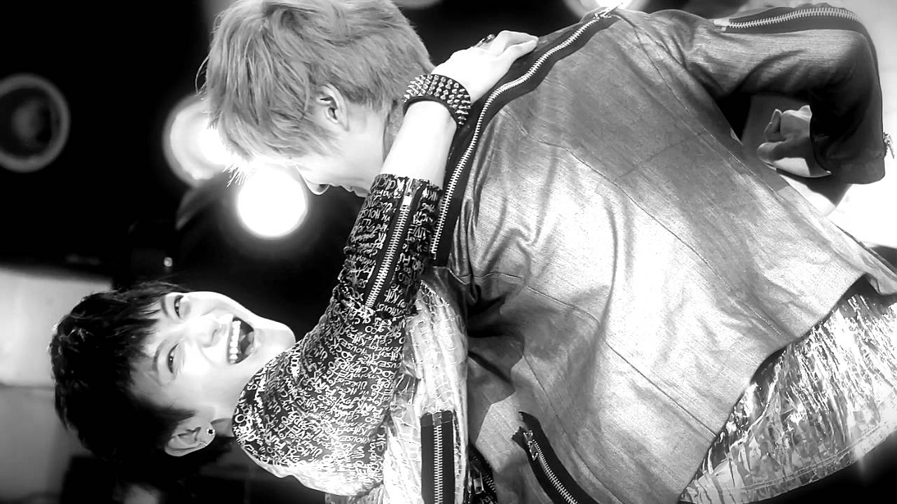 Taoris ✖ Kiss me