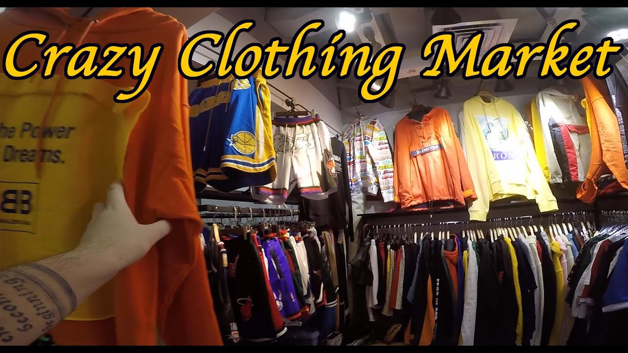 Fake Streetwear Hypebeast Market. Fall Winter 2018 China Trends Early Look.