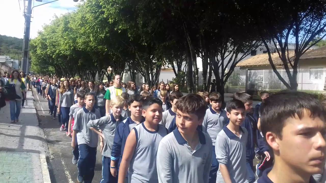 Desfile da Escola  Professor Avelino Marcante,  comemoração da  Proclamação da República.