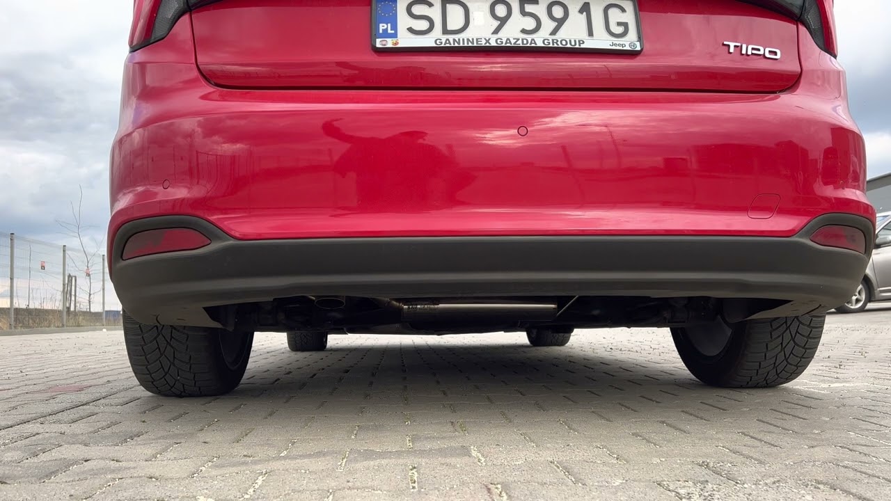Baq wydech aktywny Fiat Tipo 1