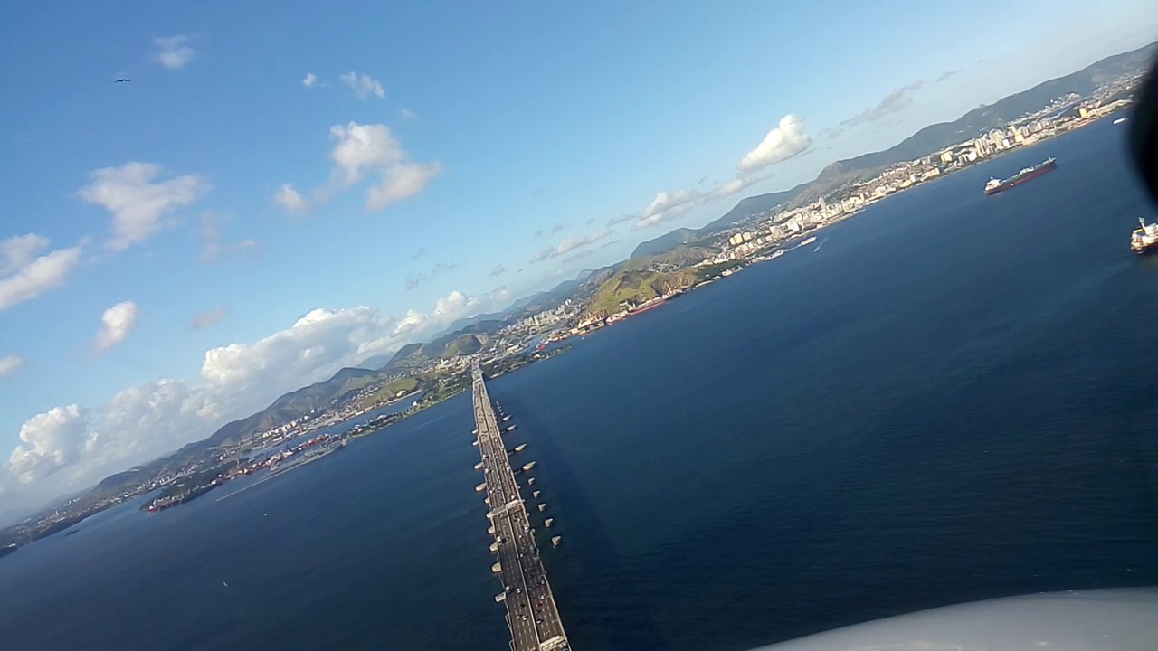 airbus espetacular incrivel aproxiacao no aeroporto  santos dumont rio de janeiro brasil