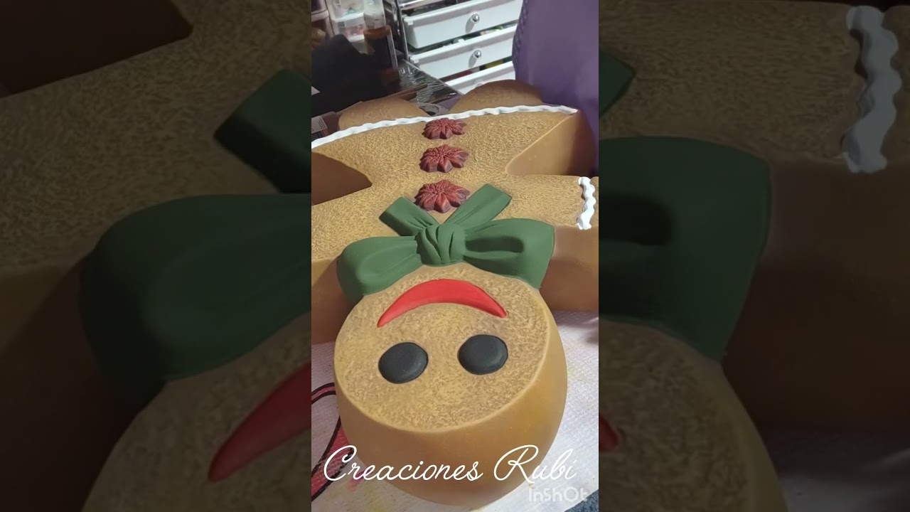 Pintando Galleta de gengibre ☺️ cerámica