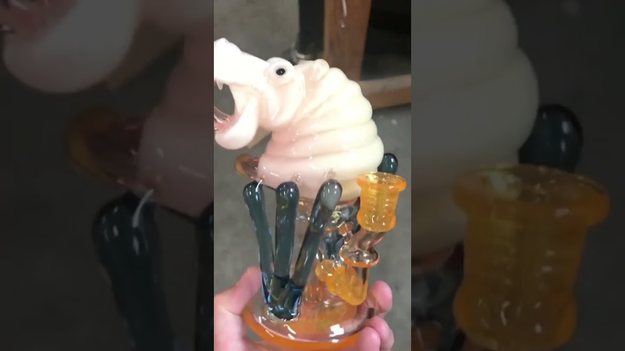 Hippo Glass Piece