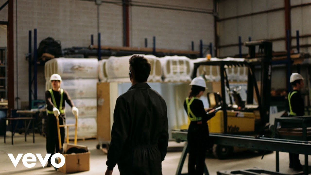 MENTIRA - Nuevos Destrozos (Videoclip Oficial)