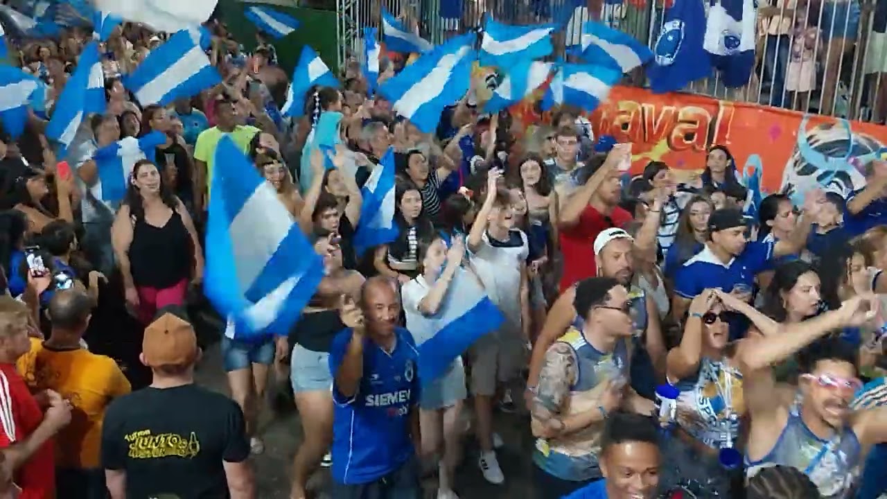 Carnaval em Congonhas MG nloco Tapozama com Lucas Romero Crizeiro Esporte Clube