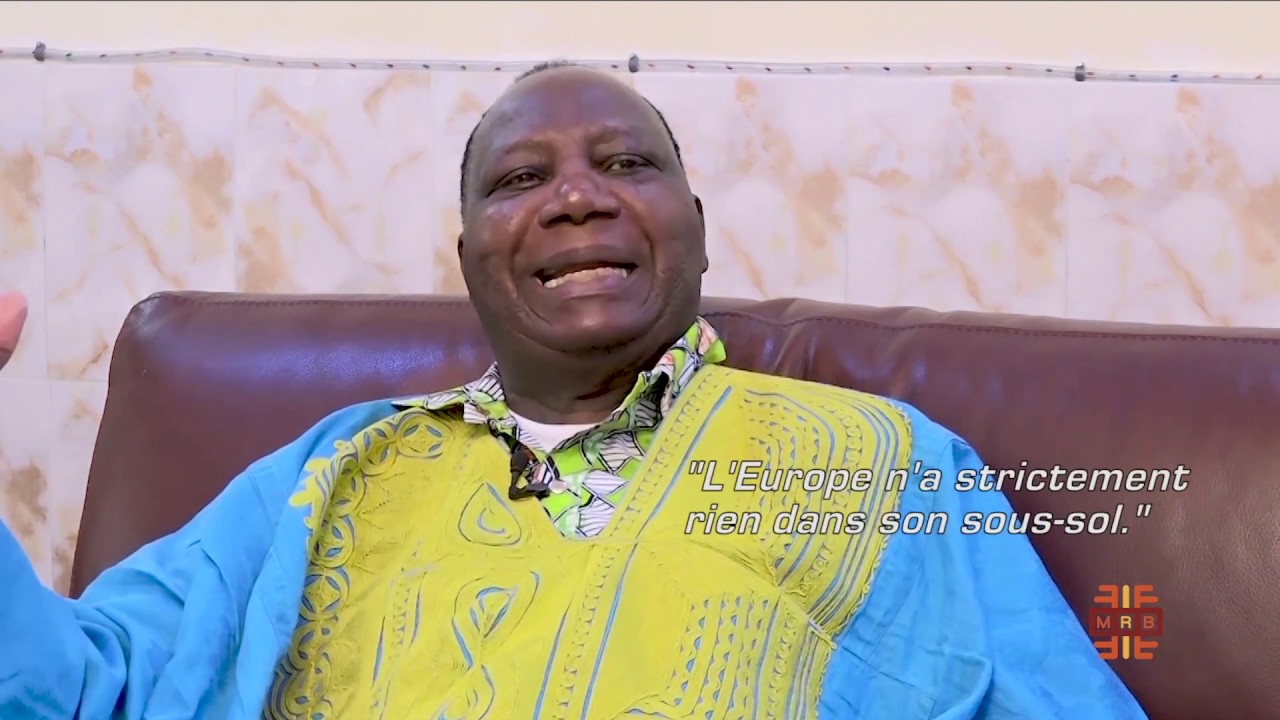 Théophile Obenga sans complexe : Africa International n°03 (extrait)