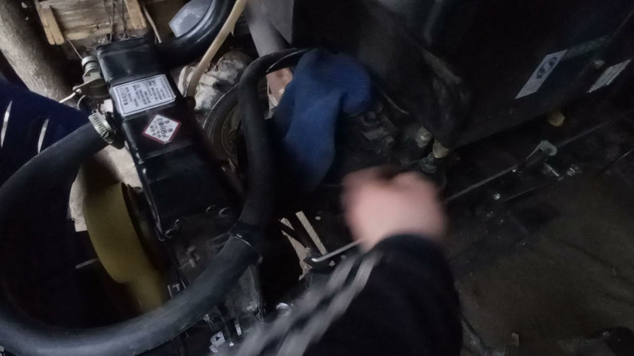 Приколхожуєм радіатор на перед)
