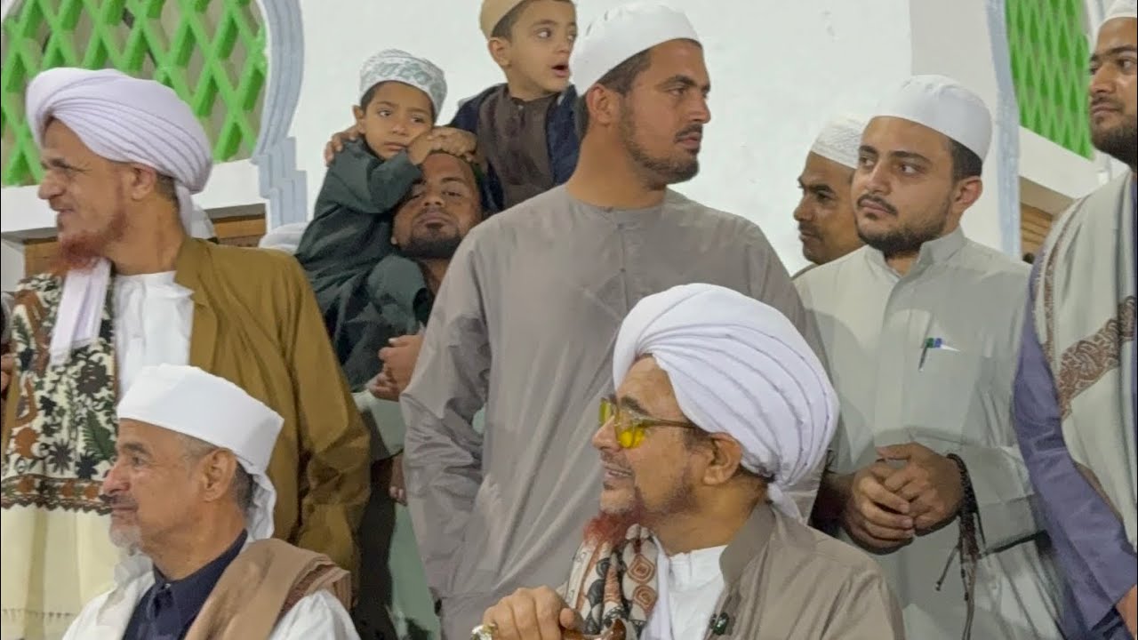 Cintanya Orang Tarim Ke Habib Umar bin Hafiz dalam Tradisi Sebelum Ziarah Nabi Hud di Darul Mustafa