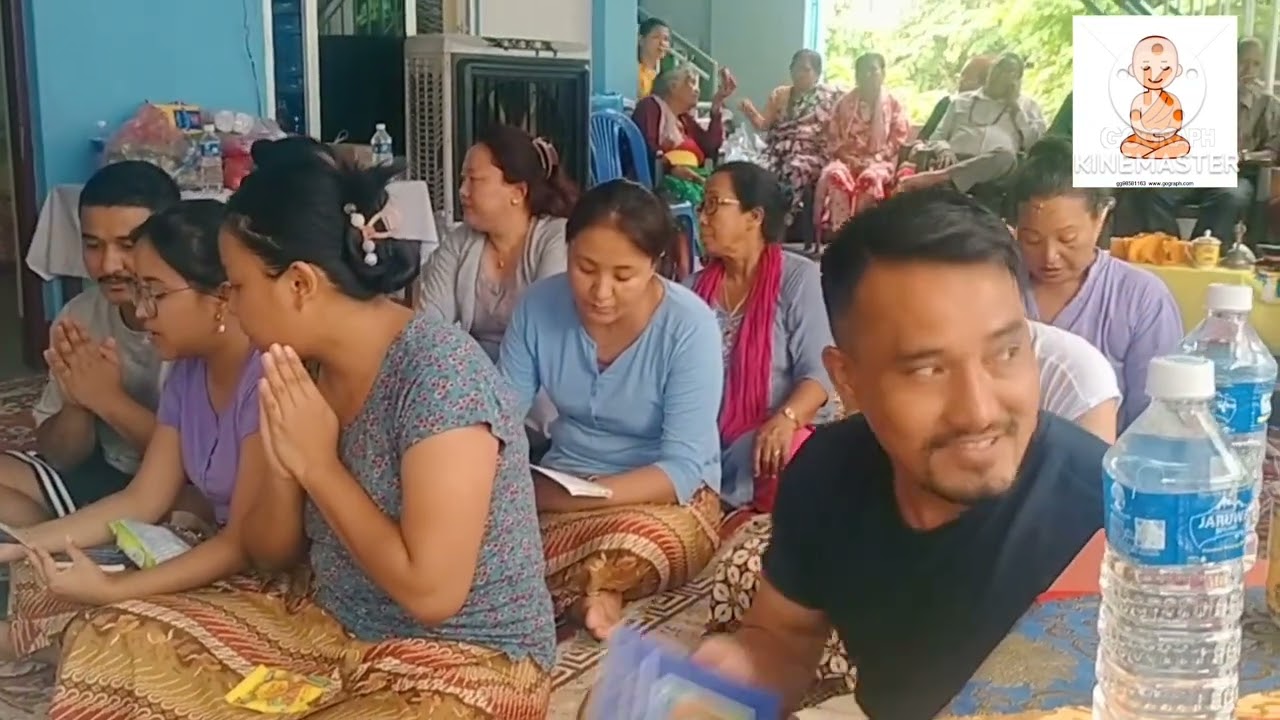 Maani mantra,  माणौ मोलाम पाठ गर्दै घर परिवार ।