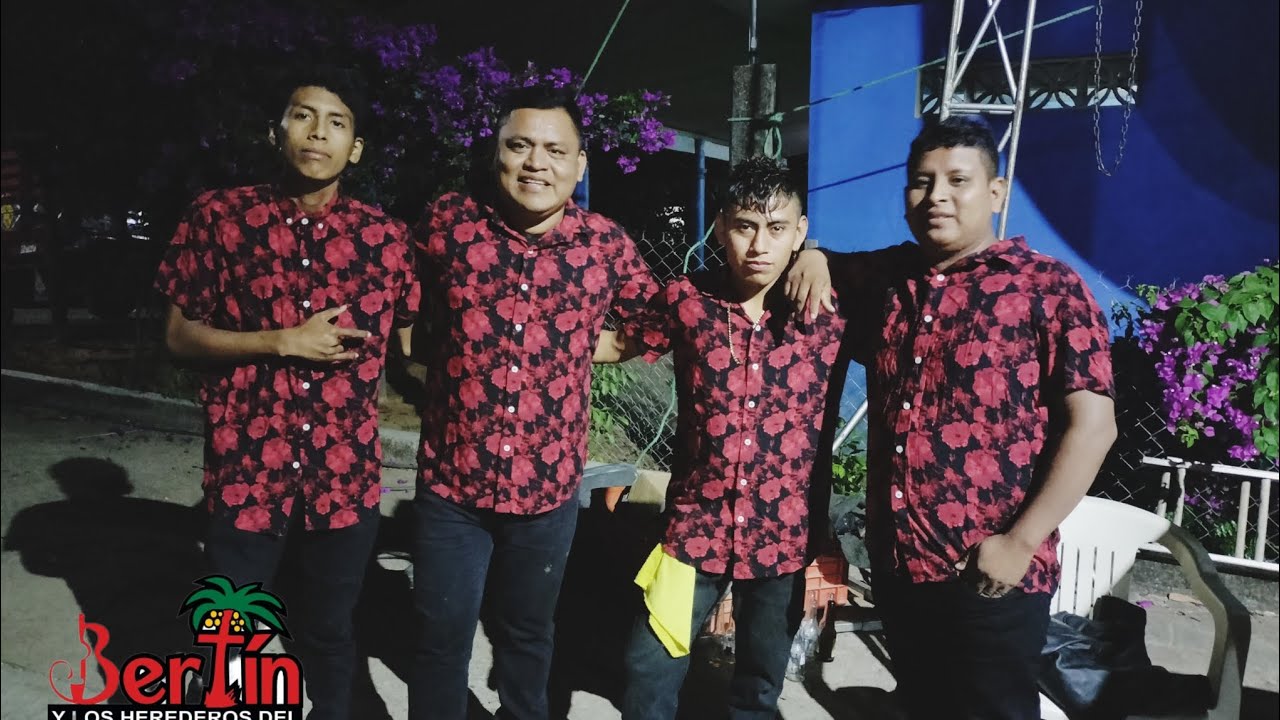 Popurri : Cumbia costeña  D.A.R.  al estilo de HDS & Bertin