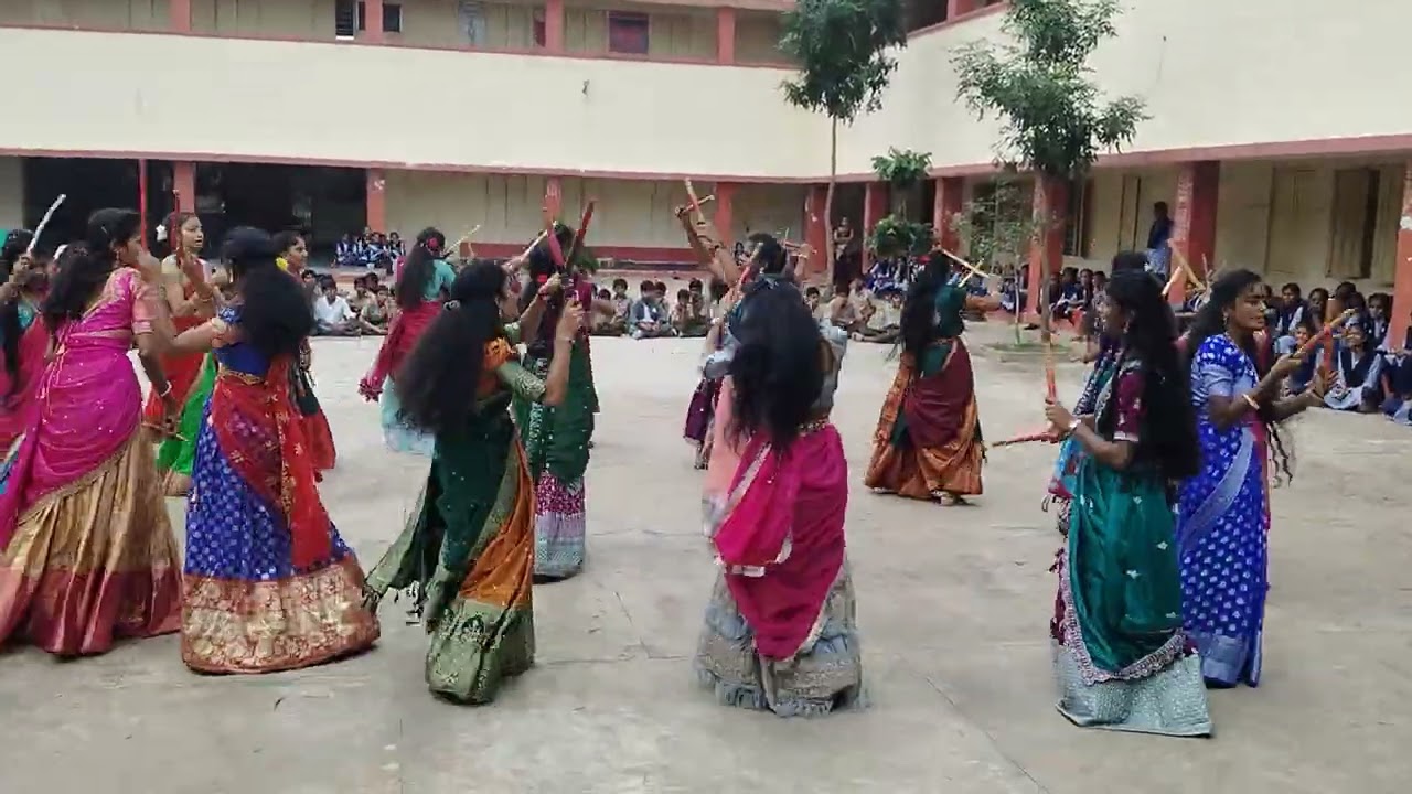 కోలాటం తెలుగు భాష దినోత్సవం 
