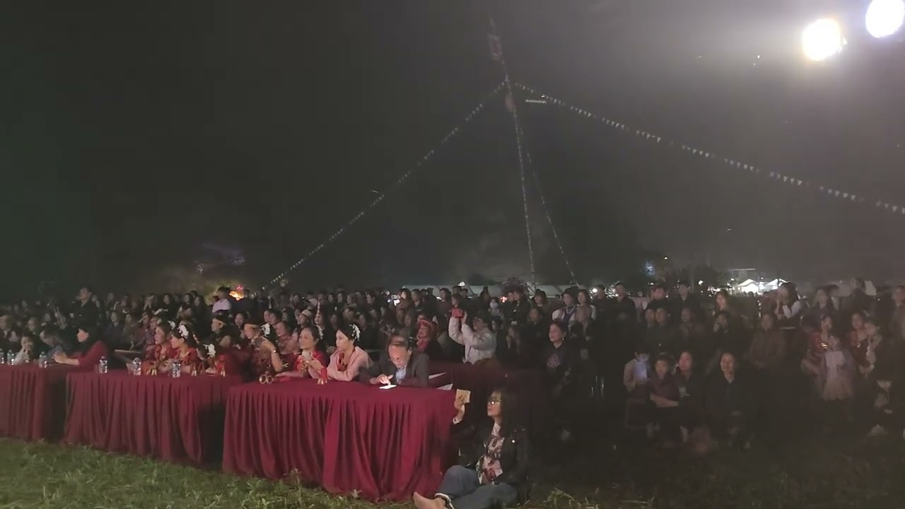 Tình ca mùa xuân đức mạnh  và thanh xuân 